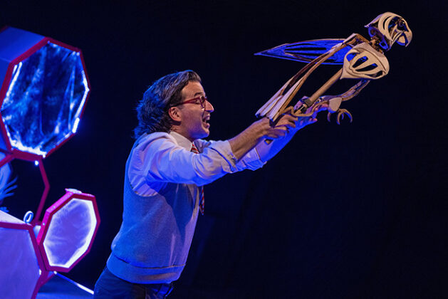 Artists Grey Matter004