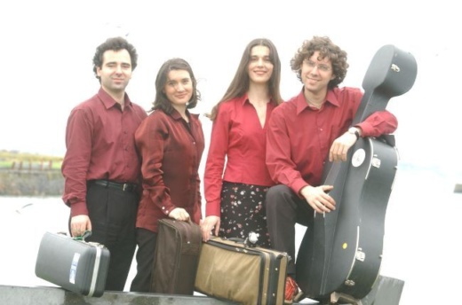 The Con Tempo String Quartet
for ages 7+ [Romania]
Let these young and energetic performers introduce your children to the delights of classical music in this interactive performance.