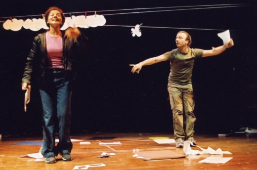 The Happy Prince
for ages 6-10 [Italy]
A beautiful adaptation of the Oscar Wilde story of a friendship between a swallow and a statue prince, told through paper art